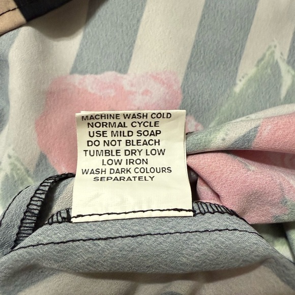 Eshakti Dress Sz:0 Black Tan Stripes &Roses Kaftan Edgy Dark Romance - Picture 6 of 8